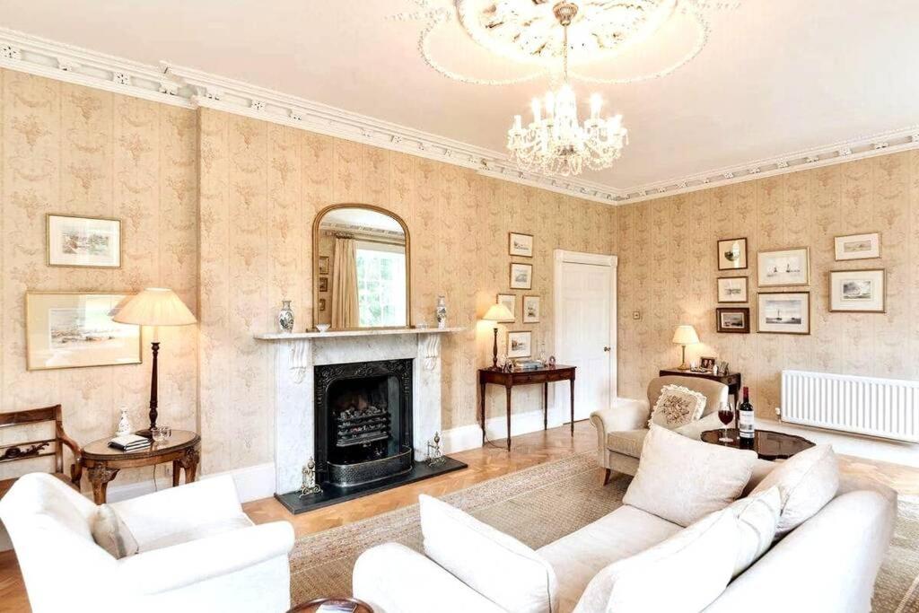 Georgian Villa In Richmond On The River Swale Exterior photo