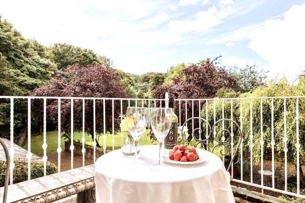 Georgian Villa In Richmond On The River Swale Exterior photo